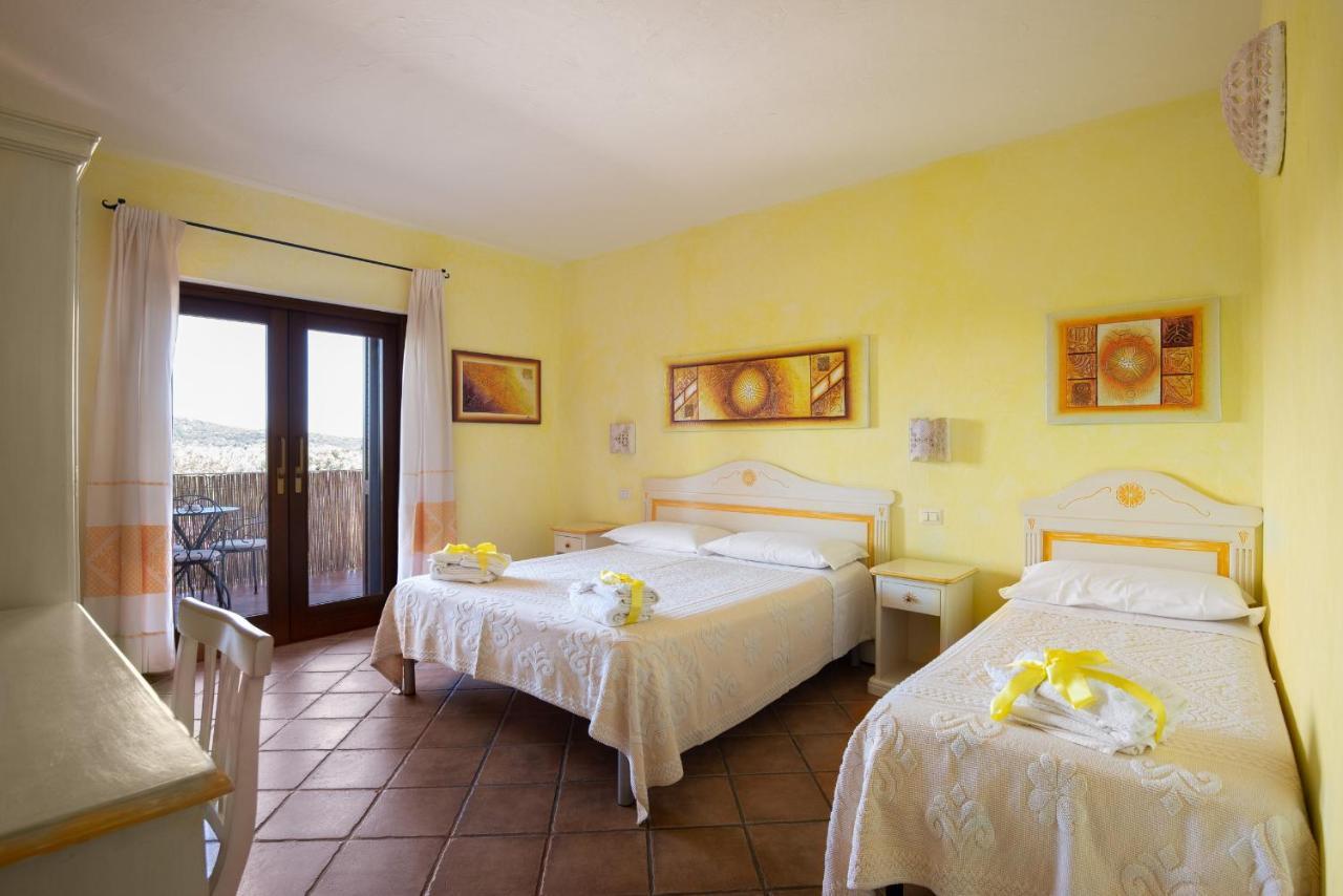 Affittacamere S'Alzola Porto Rotondo Exterior photo