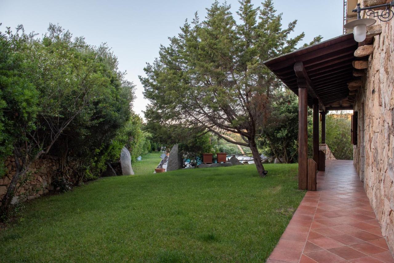 Affittacamere S'Alzola Porto Rotondo Exterior photo
